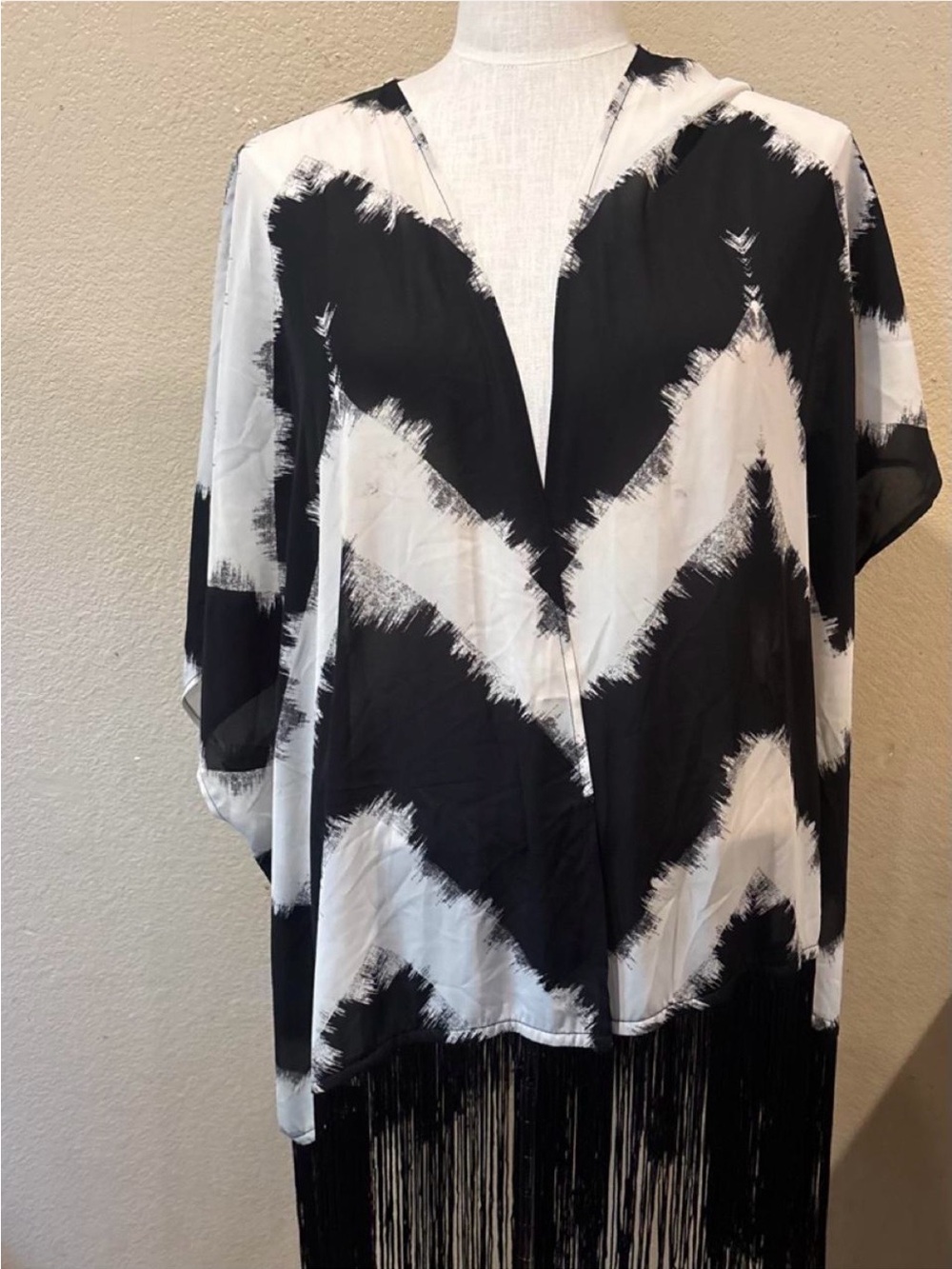 Wilfred Black and White Chevron Kimono Tunic
